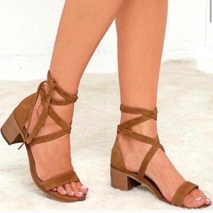 NWT Steve Madden Rizzaa Heeled Sandal